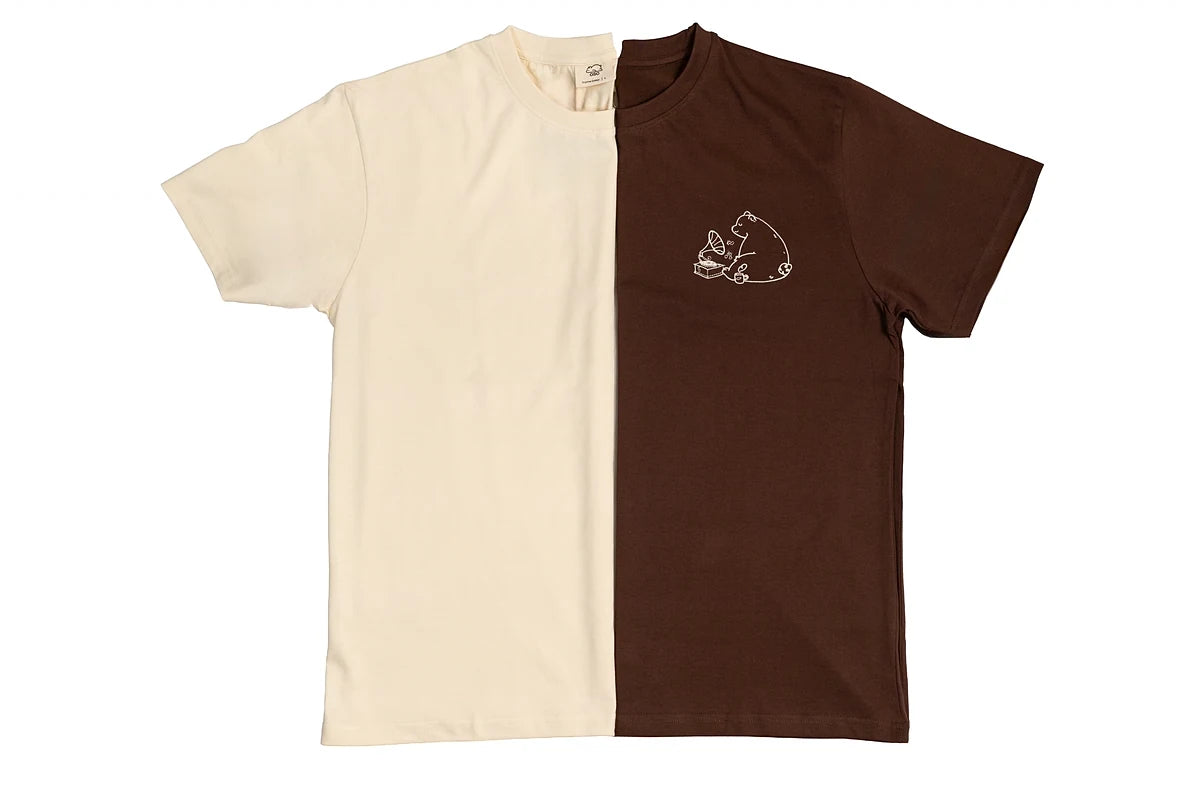 The two-tone Vibe Tee in Cozy and Grizzly